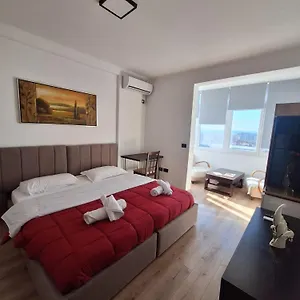 bliri-ring-center.hotels-in-tirana.com/