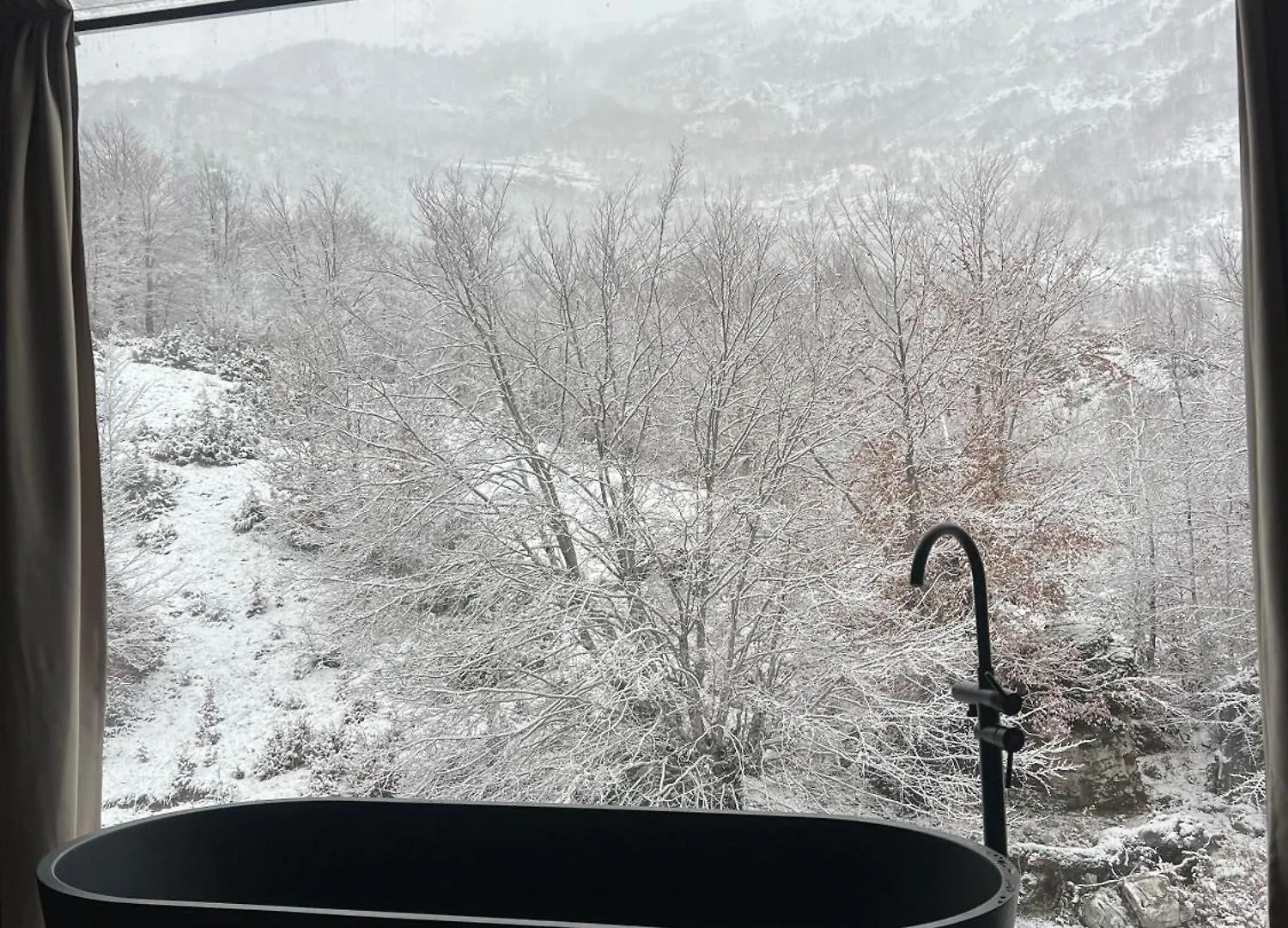 North Alpine Villas Boge 0*,  Albania